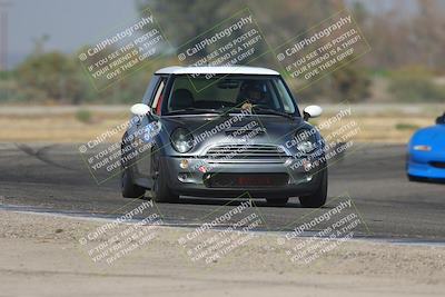 media/Sep-20-2025-Extreme Speed (Sat) [[1fcc23683c]]/Orange (Mid Intermediate)/Session 1 (Sunset)/